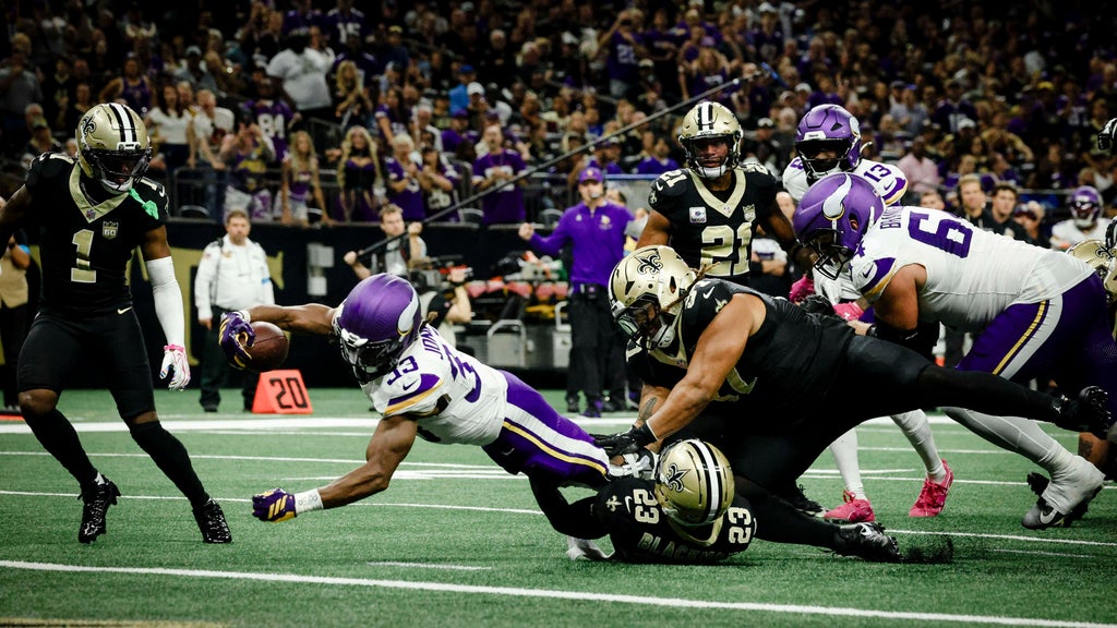 Jefferson, Jones, Murray all produce to help the unbeaten Vikings top Saints 23-13 — WCCO / CBS Minnesota, Dublin Sports news