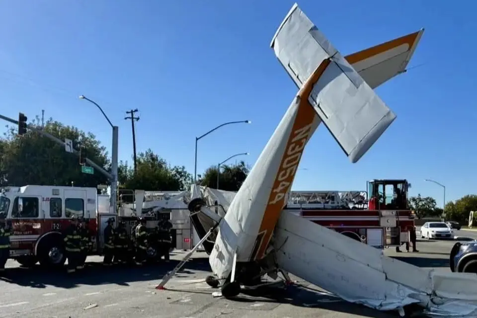 Three Injured After Small Plane Crashes on San Jose Expressway — SFist — Golden Gate, Dublin Health news