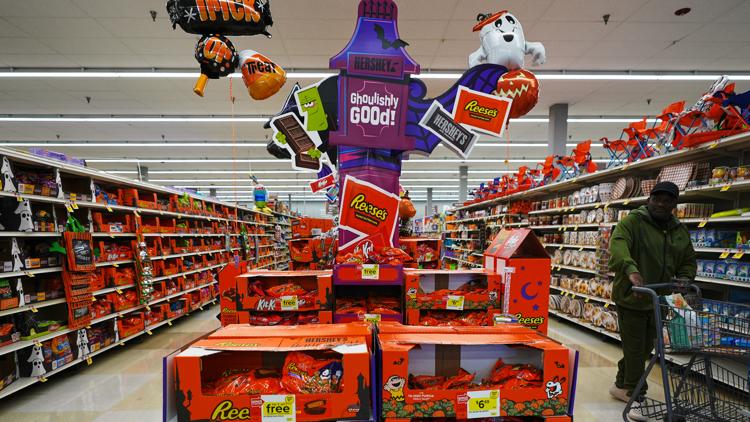 Halloween candy sales are off to a slow start amid high chocolate prices and affordability concerns — First Coast News Life JAX, Dublin Community news