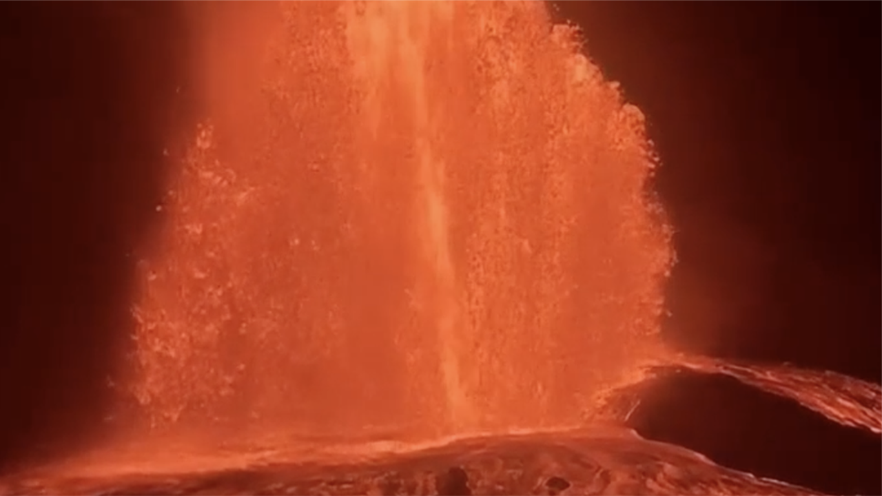 Watch: Hawaii's Kilauea volcano erupts spewing lava 700 feet in the air — KTVU FOX 2 Bay Area, Dublin Community news